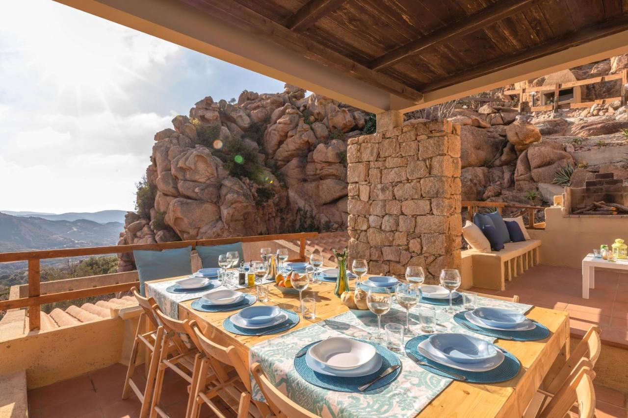 Villa Esmeralda - Free Wifi - With Swimming Pool Коста Парадизо Екстериор снимка