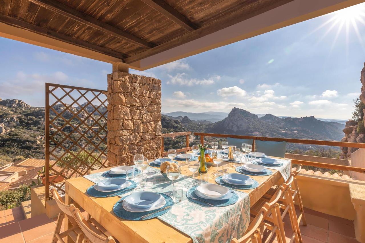 Villa Esmeralda - Free Wifi - With Swimming Pool Коста Парадизо Екстериор снимка